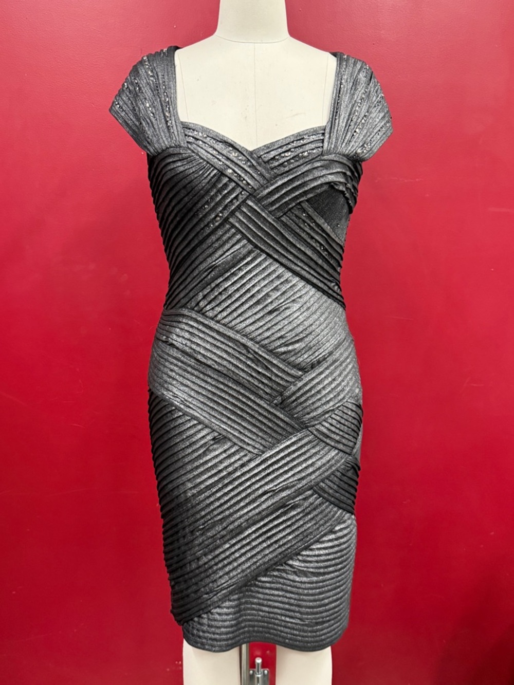 Tadashi Shoji Metallic Charcoal Ribbed Sheath Dress
